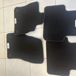 2024   Audi Q3 Floor Mats Oem New 