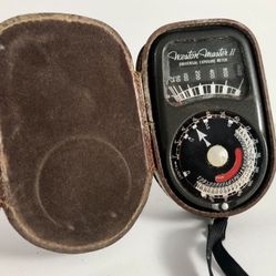 Weston Master II Exposure Meter Weston Master II exposure meter comes with leather case in full working order with carrying strap. Mete