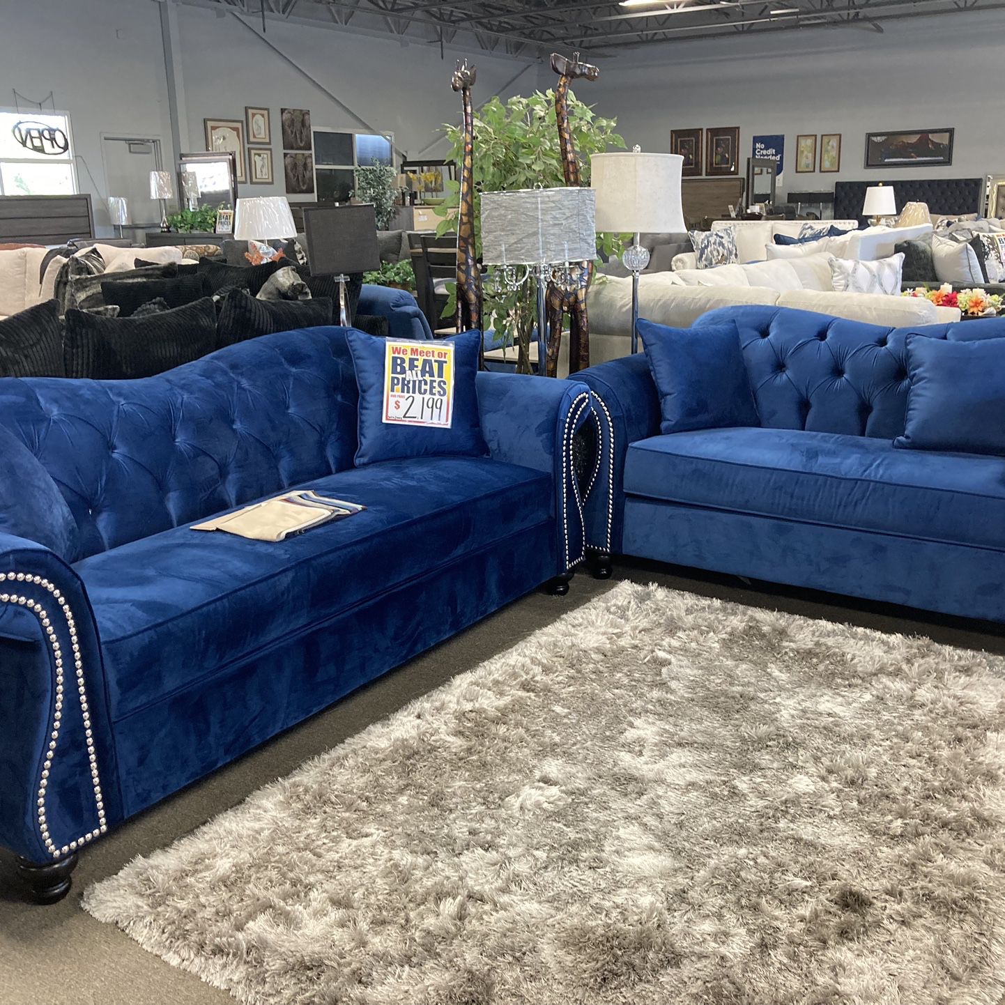 Blue Sofa Loveseat 💙👑 $2,099