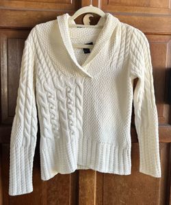 Classic Cable-Knit Shawl Collar Sweater • Petite Small • Cream