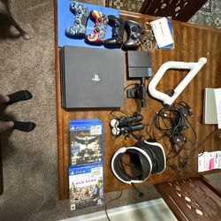PS4 With Full VR Set