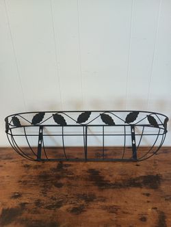 Set Of Four Vintage Wall Planters 