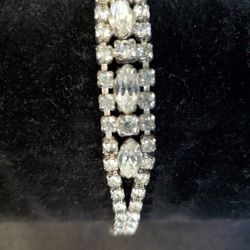 Vintage Kramer Rhinestone Bracelet 