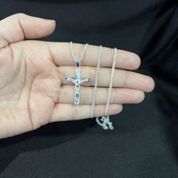 .925 Sterling Silver Mens Womens Cross Crucifix Pendant & Curb Chain