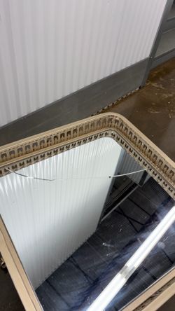 Mobile Glass top Bar