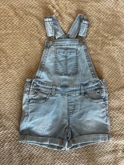 Girl overall size 5