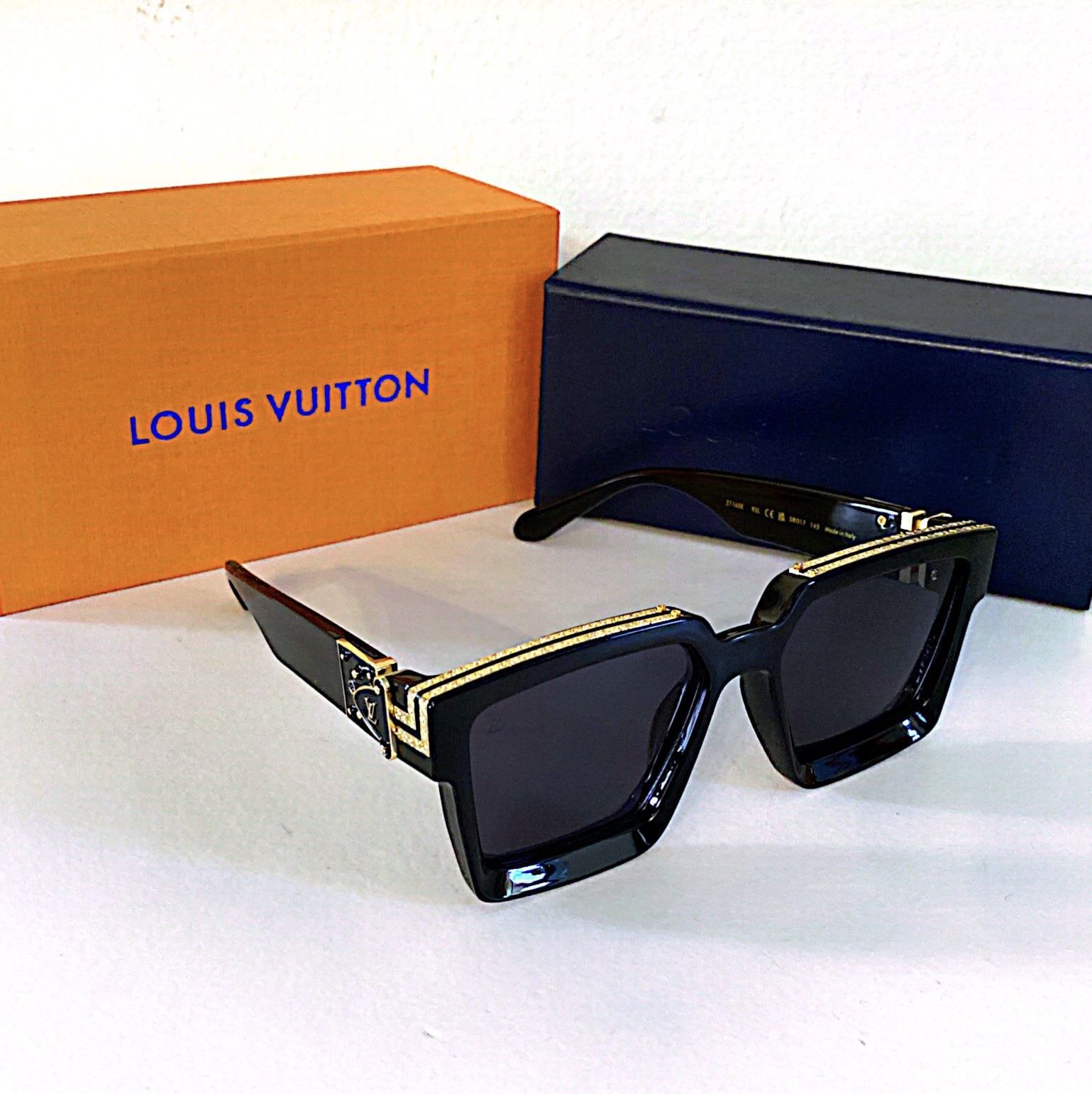 LV Original Sun Glasses for Sale in Montebello, CA - OfferUp