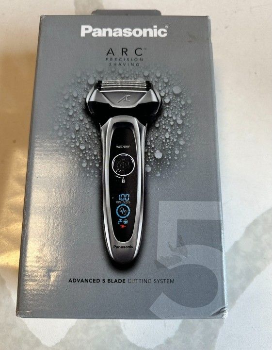 ARC5 Electric Razor for Men with Pop-Up Trimmer, Wet/Dry 5-Blade Electric Shaver with Intelligent Shave Sensor and Multi-Flex Pivoting Head - ES-LV65-