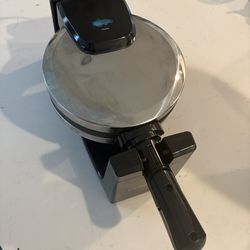 Rotating Waffle Maker - Like New