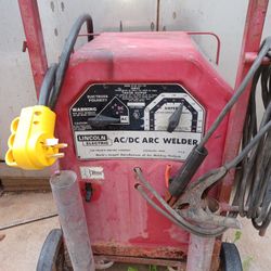 Lincoln AC/DC Welder 