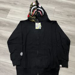 Bape Black Camo Hoodie Size Large