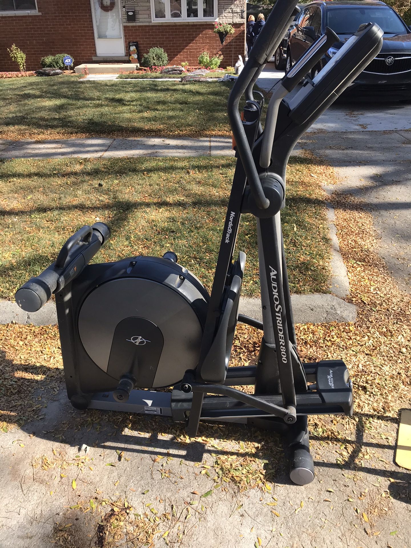 NordicTrack Audio Strider 800 elliptical. for Sale in Warren, MI OfferUp