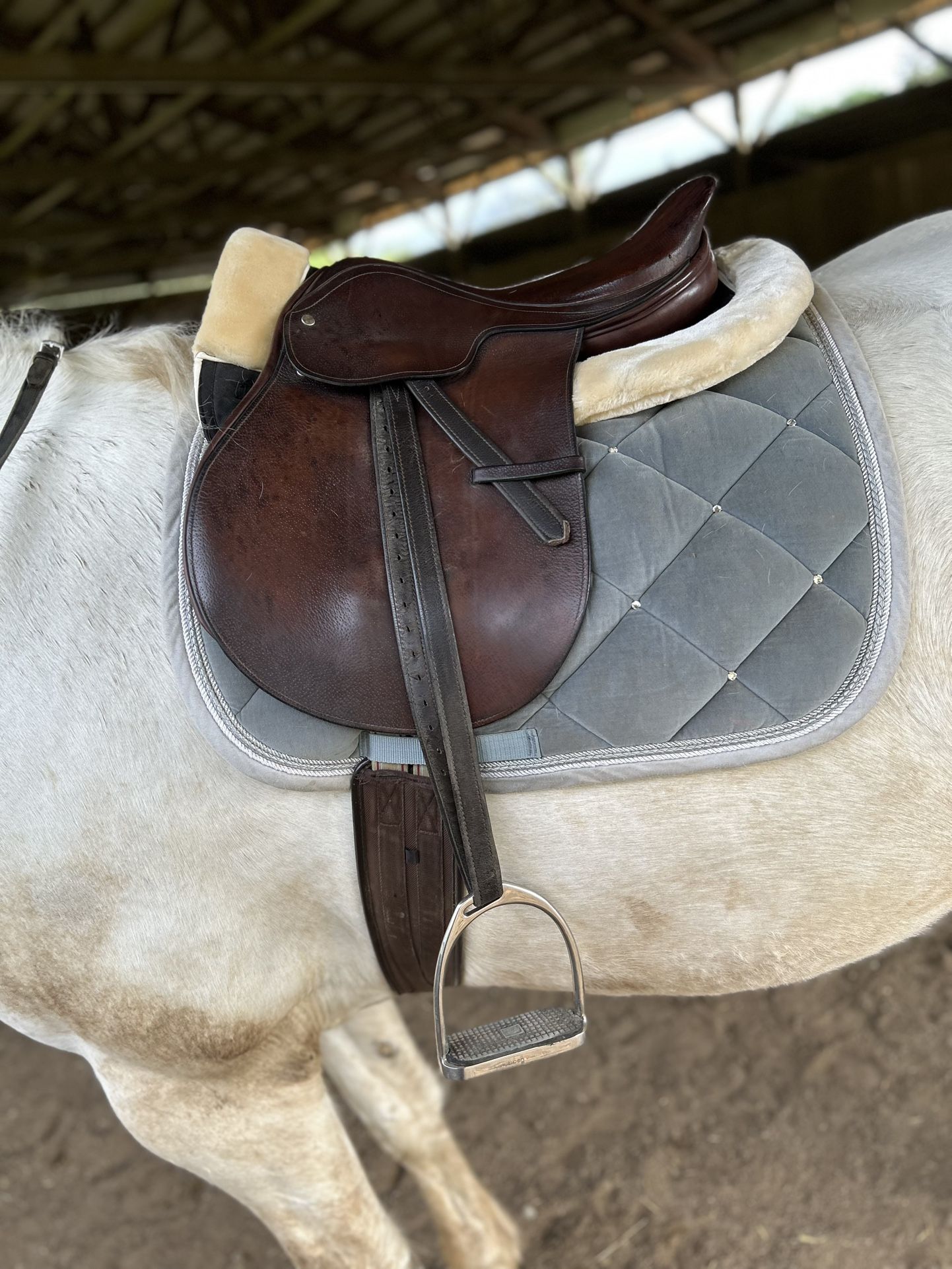 15" English All Around Saddle