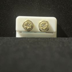 Moissanite Earrings With 0.40 Ctw Star In The Middle