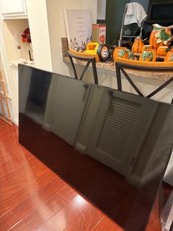 75 inch color TV