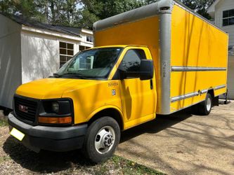 2011 GMC Savanna