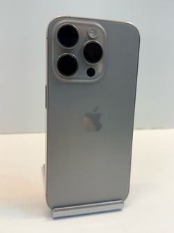 Apple iPhone 15 PRO 128gb. ( Fully Unlocked Phone )
