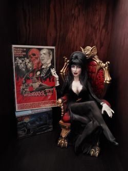 Elvira Casino Topper Rare