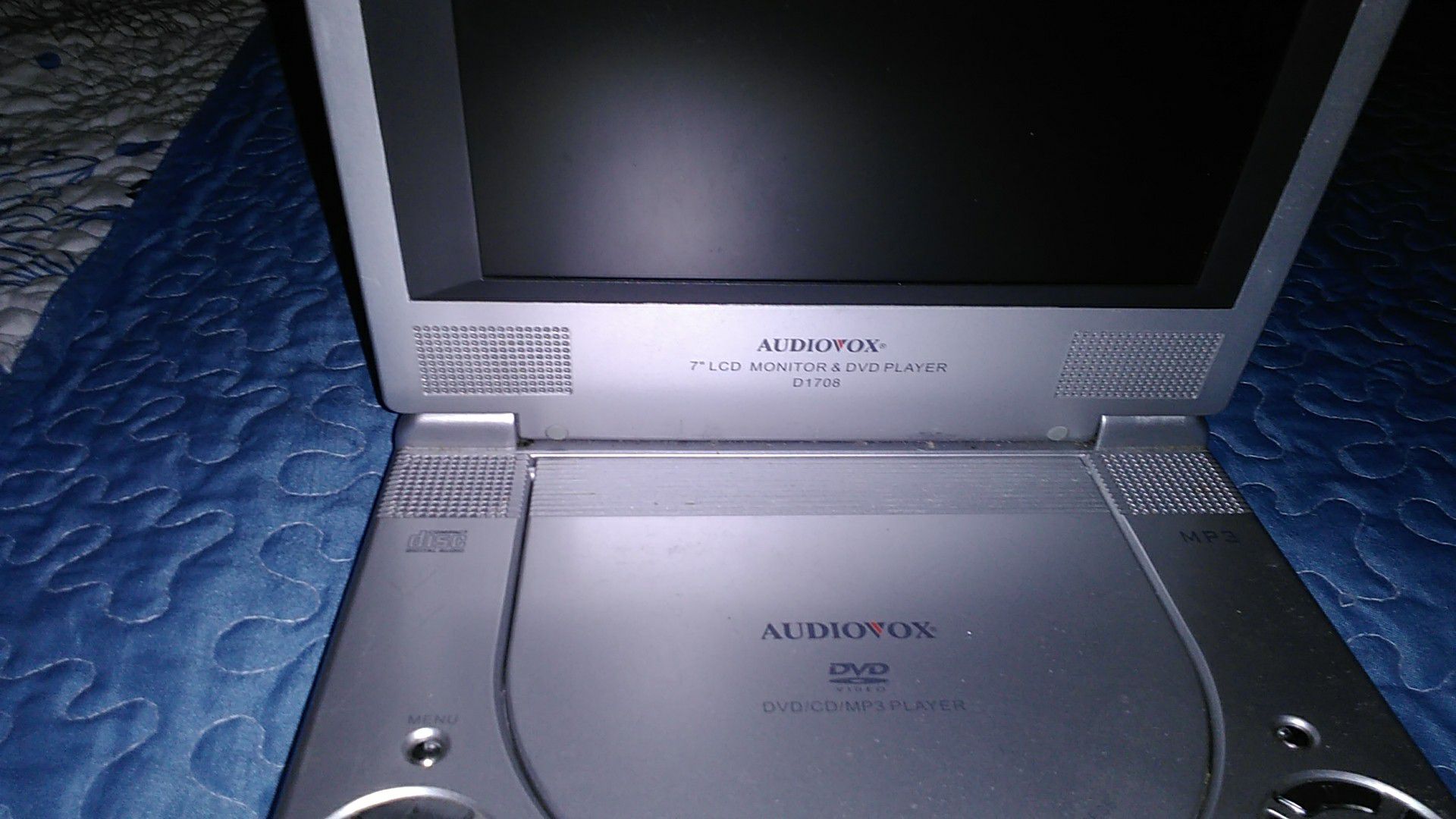 Audiovox CD/DVD/Mp3 player