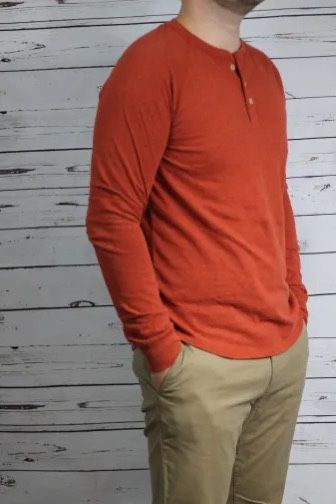 NWT Goodfellow & Co Men's Vintage Long Sleeve Henley T-Shirt Red L