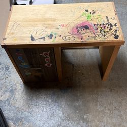 Little Kids Wood Desk
