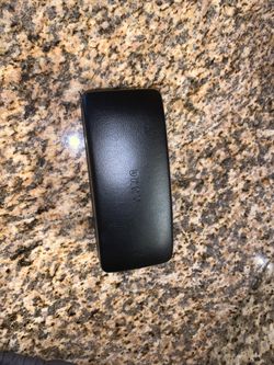 DKNY Glasses/Sunglasses Case Brand New with Microfiber Cloth