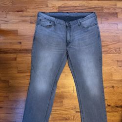 Levi 541’s Size 44x30 athletic taper 