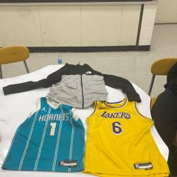 Jersey And north face 