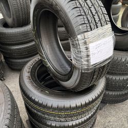 225/65/17 Toyo Set Of 4 Tires Like New 98% Tread Life Installed And Balanced // ¡Variedad De Llantas Como Nuevas Pregunte Por Su Medida!