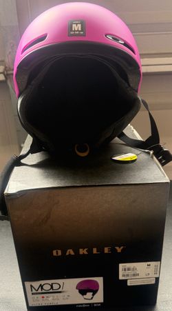 Oakley MOD1 Ski Helmet Adult Medium Ultra Purple