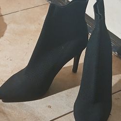 Ladies Black Pointed Toe Boots/ Shoes
