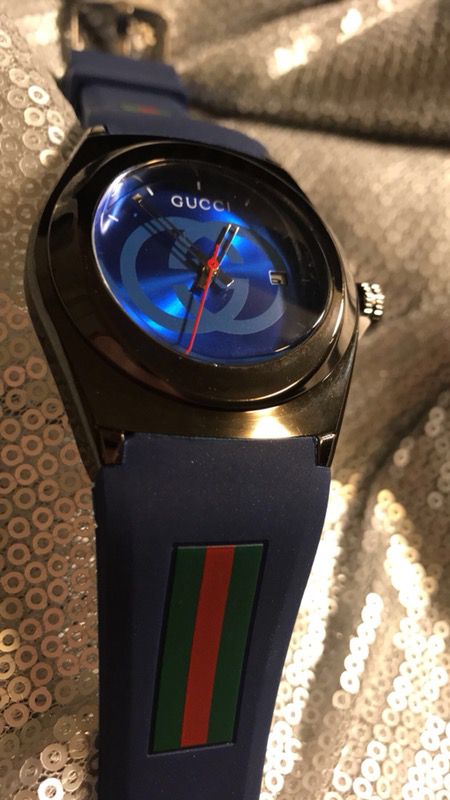 Gucci Analog Watch