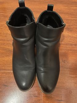 Boots Size 8 Or 39