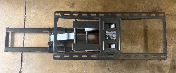 Audio / Video Wall-mount Assembly max weight 120 lbs