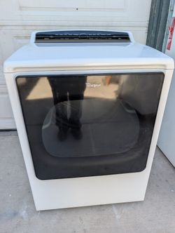 Whirlpool Cabrio Electric Dryer. Can Deliver 