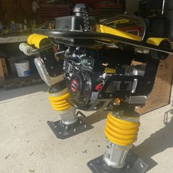 Jumping jack tapping hammer