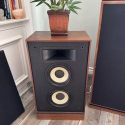 Klipsch KG-4 Vintage Hifi Speakers!! Excellent!!