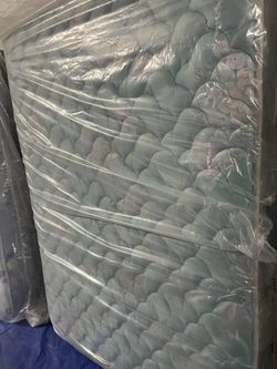 Queen mattress 125. Must go this week. I can also deliver.