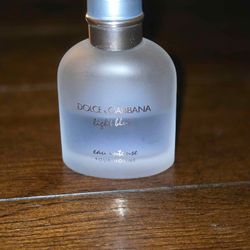 Dolce And Gabbana Light Blue  Intense 3.3 FL Oz  (Men/Hombre)