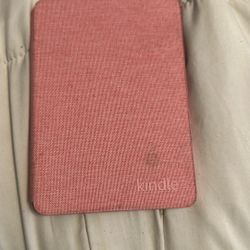 2022 Kindle Paperwhite With Case