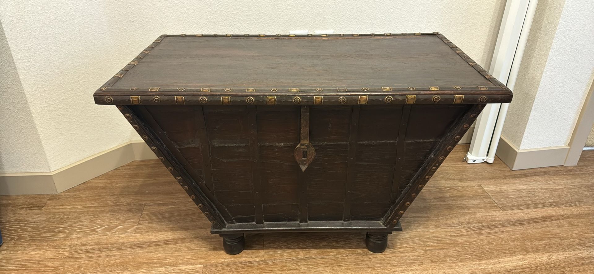 Rustic trunk