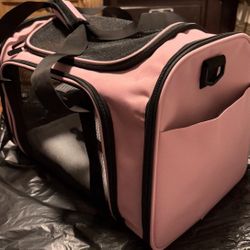 Pet Carriers 