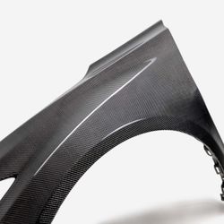 Carbon fiber fenders for 2023 Chevrolet C8 Z06