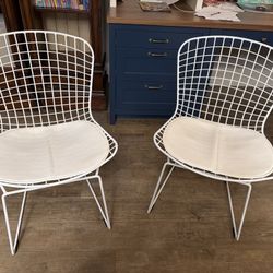 Bertoia Side Chairs With Chair Pad 
