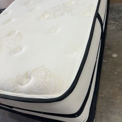 TWIN Size BED Mattress, Boxspring & Frame