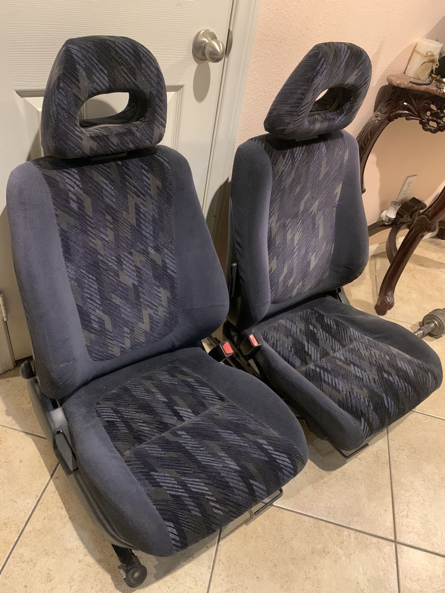 Integra Front Seats Confetti Dc2 Ek9 Eg6 for Sale in Hemet, CA OfferUp