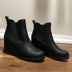 black high heel ankle boots