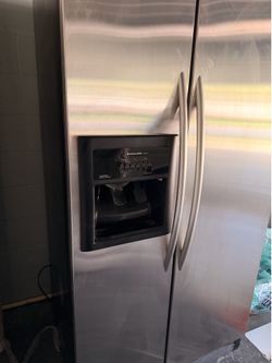 KitchenAid Stainless Steel Side-by-Side Refrigerator w/Ice Maker - Works Great