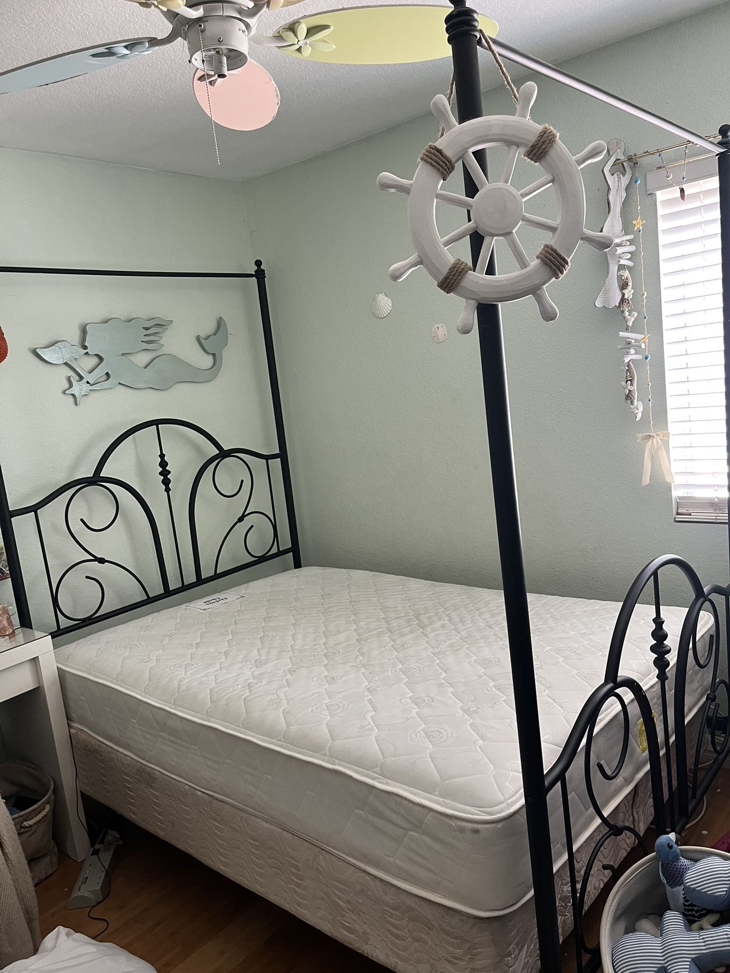 Free Full Size Mattress And Baseboard. No Frame