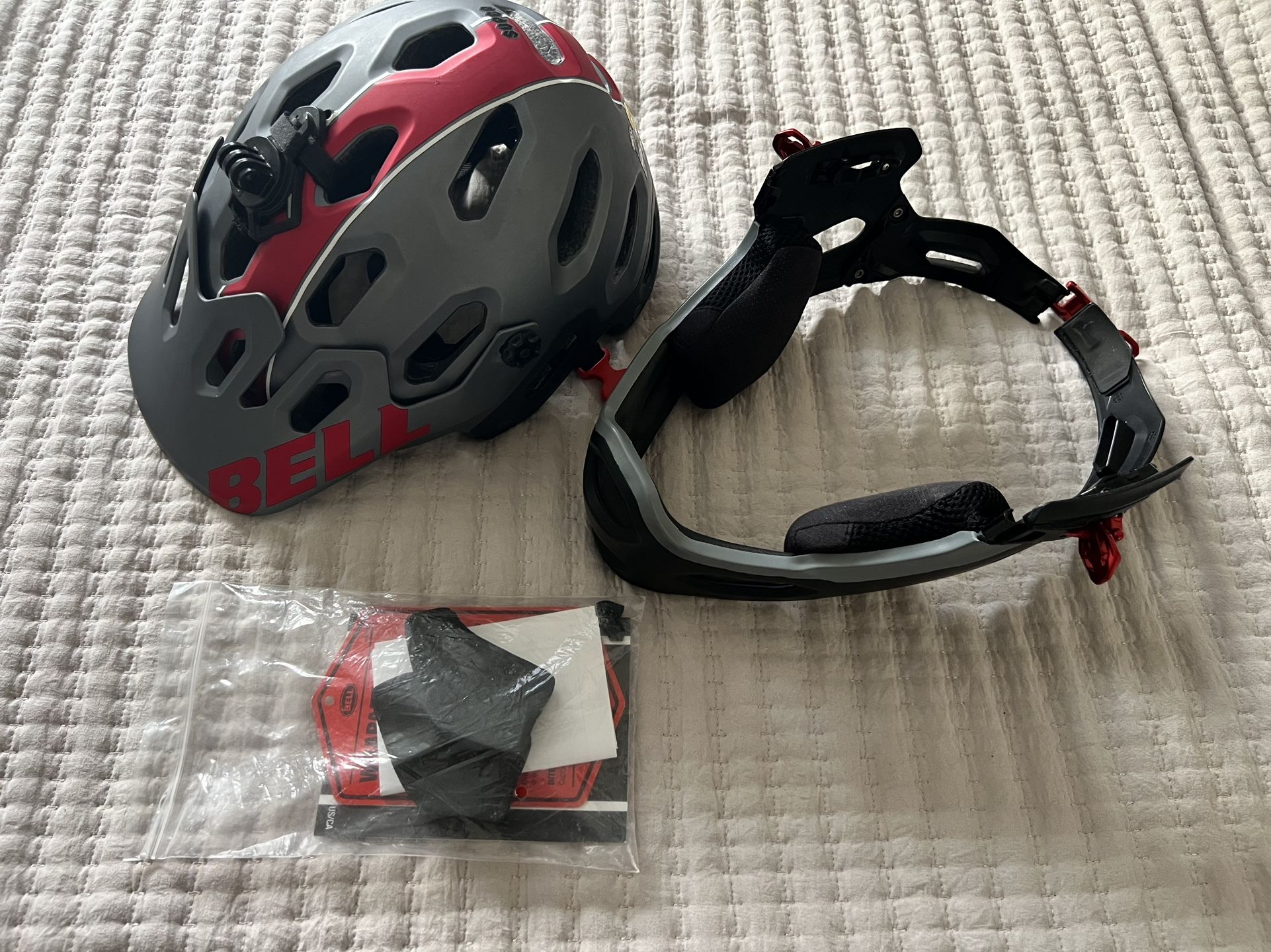 Bell Super 2R Hemet Matte Ti / Red Viper - MTB Helmet